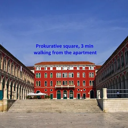 Apartman Luxury With Patio In The Heart Of