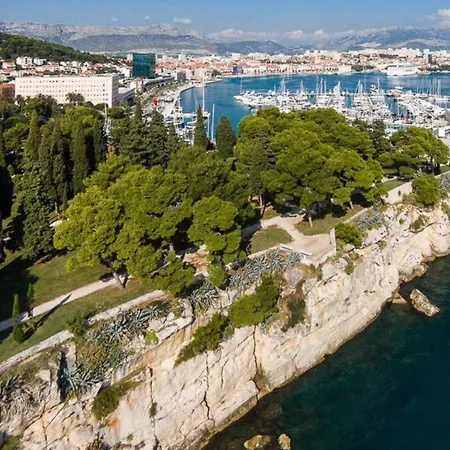 Apartman Luxury With Patio In The Heart Of Split