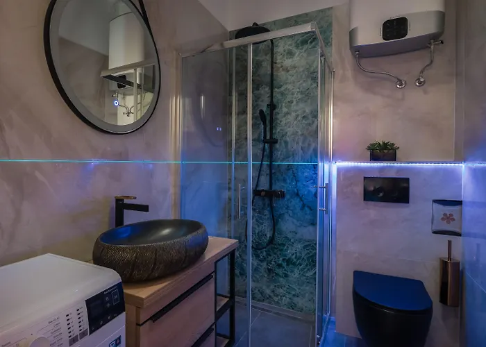 Luxury With Patio In The Heart Of Appartement Split