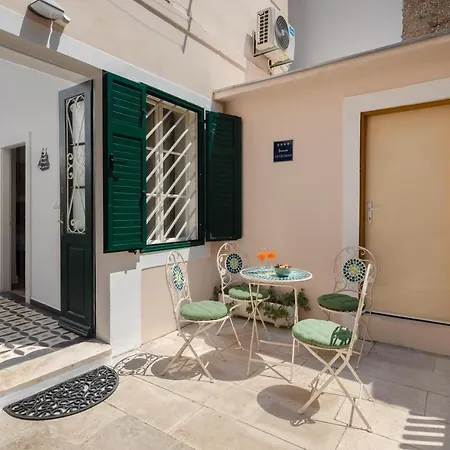 Appartamento Luxury With Patio In The Heart Of Spalato