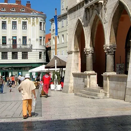 Appartamento Luxury With Patio In The Heart Of *