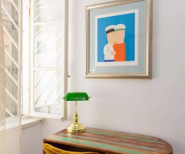 Luxury With Patio In The Heart Of Appartamento *