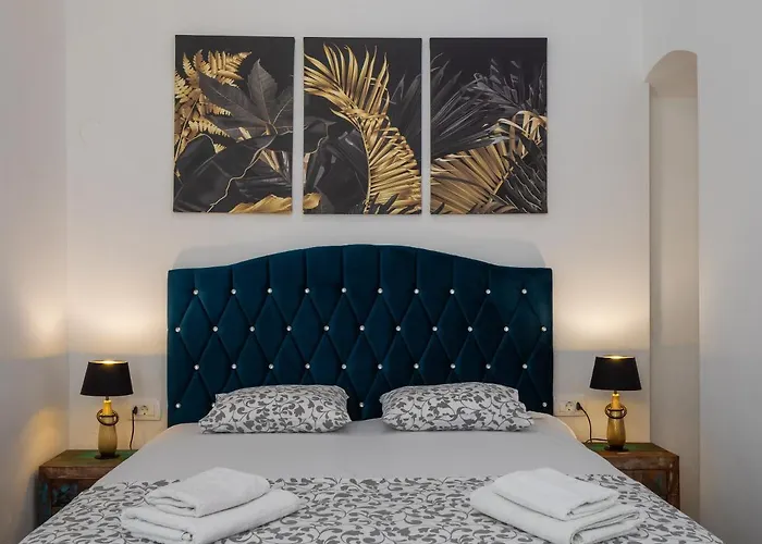 Apartment Luxury With Patio In The Heart Of Split